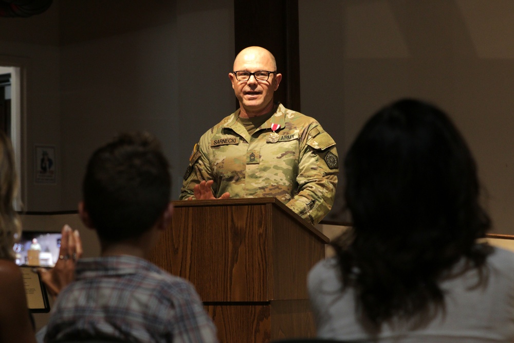 Illinois National Guard Honors Master Sgt. Francis Sarnecki’s 31 Years of Service