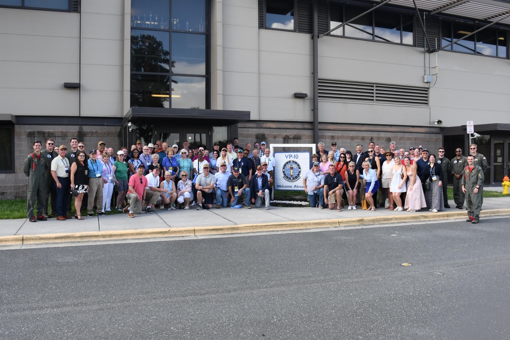 Navy League Group Photo