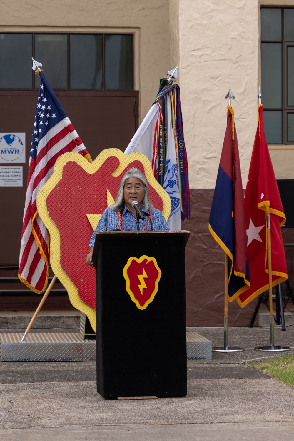 Garrison Hawaii Health and Fitness Center Renamed to Honor CSM Henry Lee