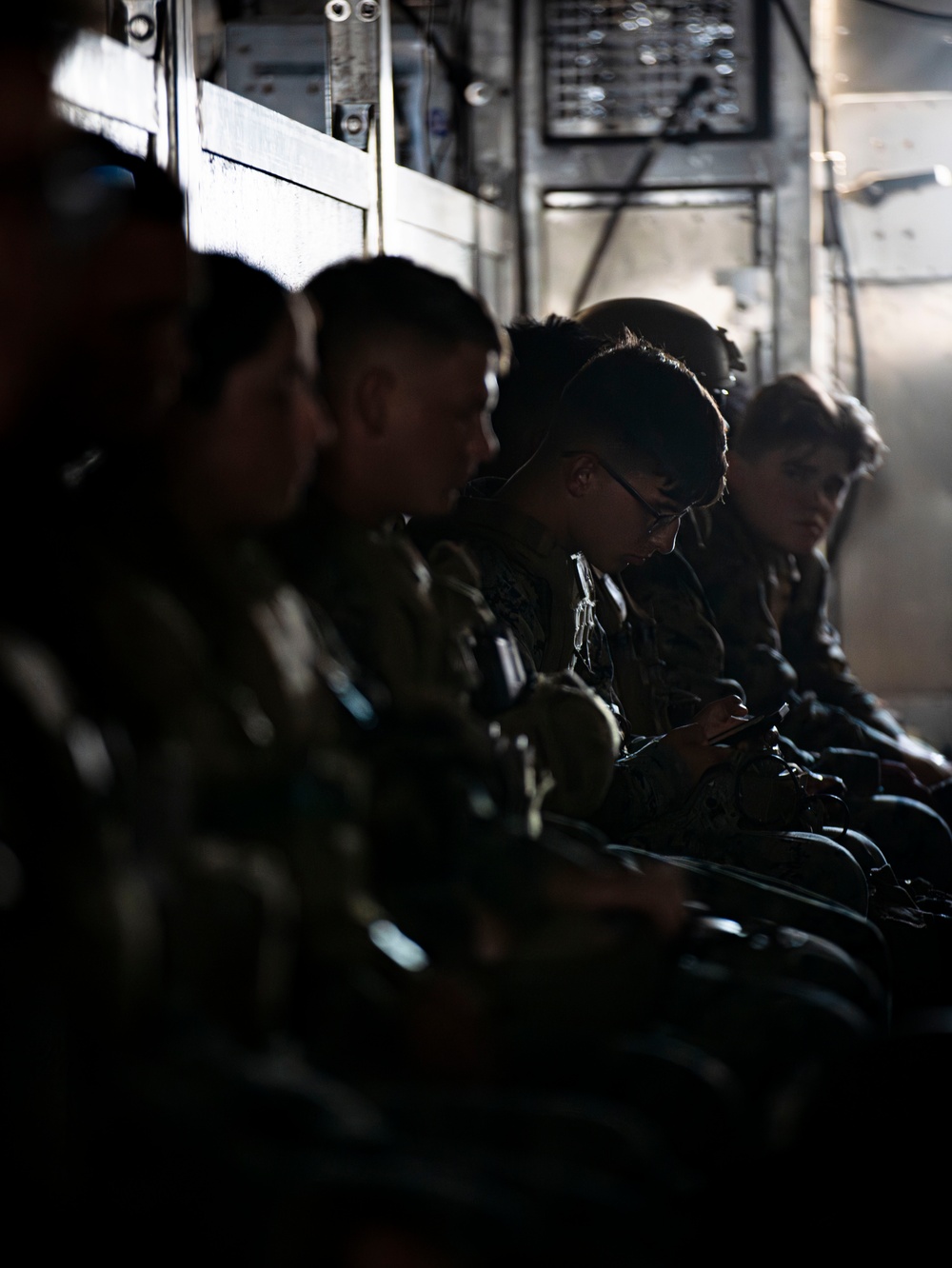 QUART: LCACs, 3/1 Marines Embark USS Harpers Ferry