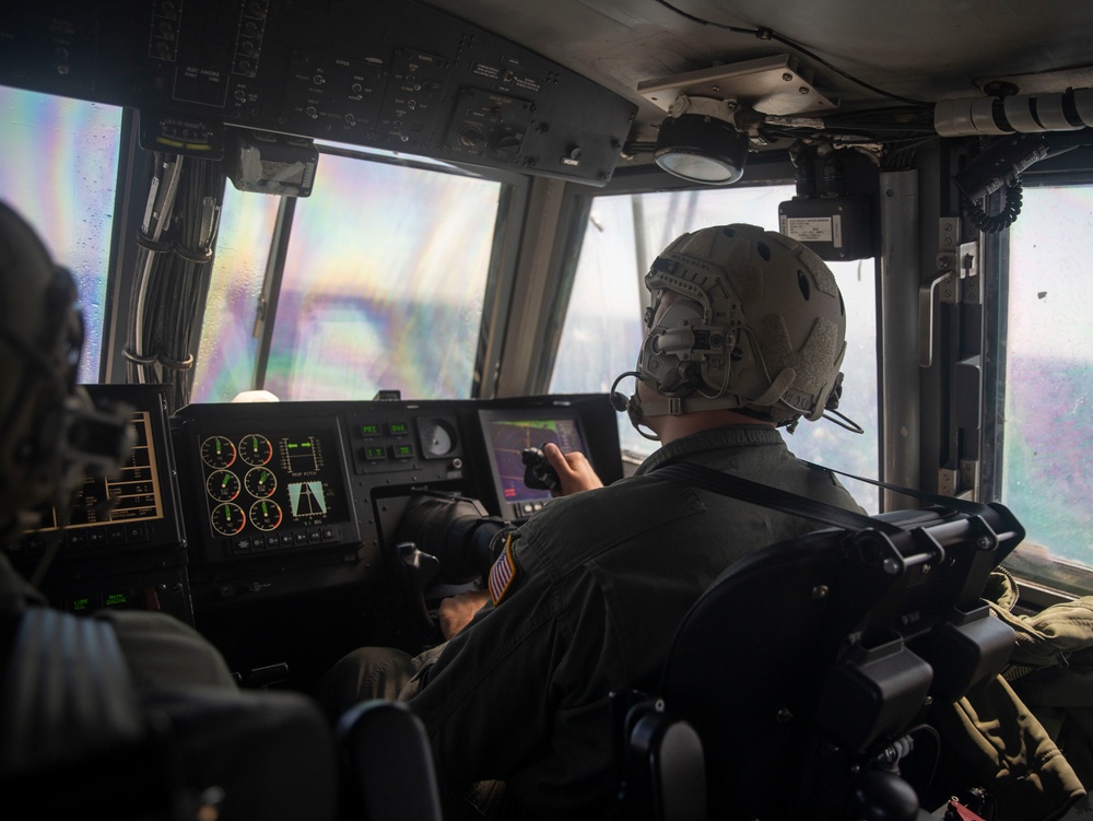 QUART: LCACs, 3/1 Marines Embark USS Harpers Ferry