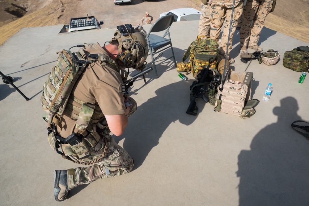 Estonian Defence Forces Conduct Close Air Support Live Fire Exercise