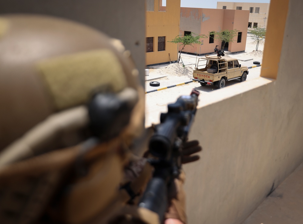 Marines with FASTCENT participate in exercise Falcon Eye