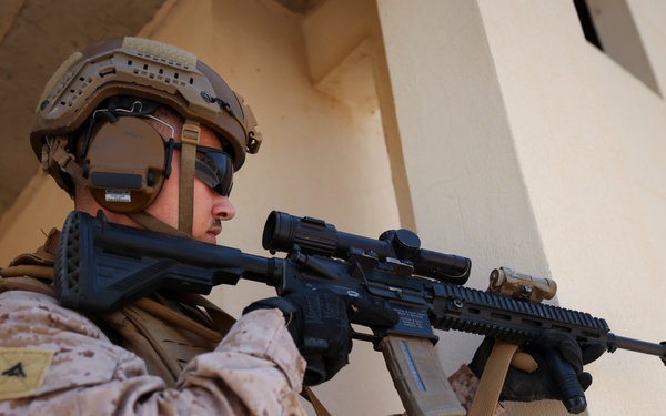 Marines with FASTCENT participate in exercise Falcon Eye