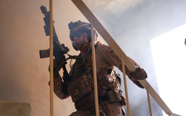 Marines with FASTCENT participate in exercise Falcon Eye