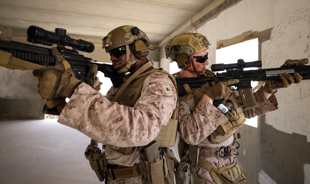 Marines with FASTCENT participate in exercise Falcon Eye