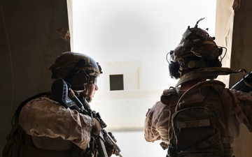Marines with FASTCENT participate in exercise Falcon Eye