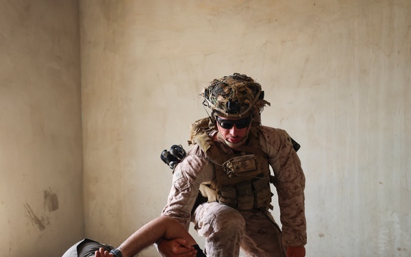 Marines with FASTCENT participate in exercise Falcon Eye