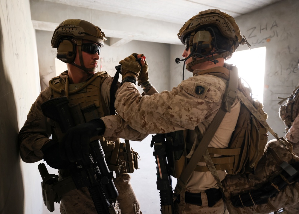 Marines with FASTCENT participate in exercise Falcon Eye