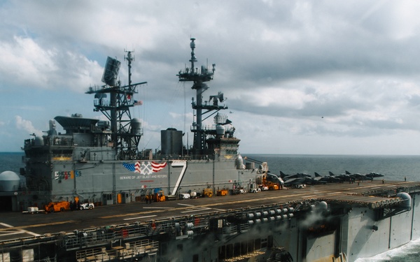 22nd MEU | Defense of the Amphibious Task Force for IWO ARG Simulated Strait Transit