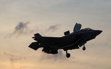 31st MEU | F-35B night flight operations