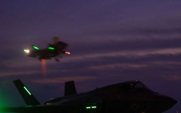 31st MEU | F-35B night flight operations