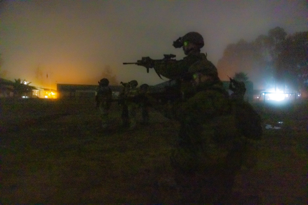 Night Patrols: Southern Star 25