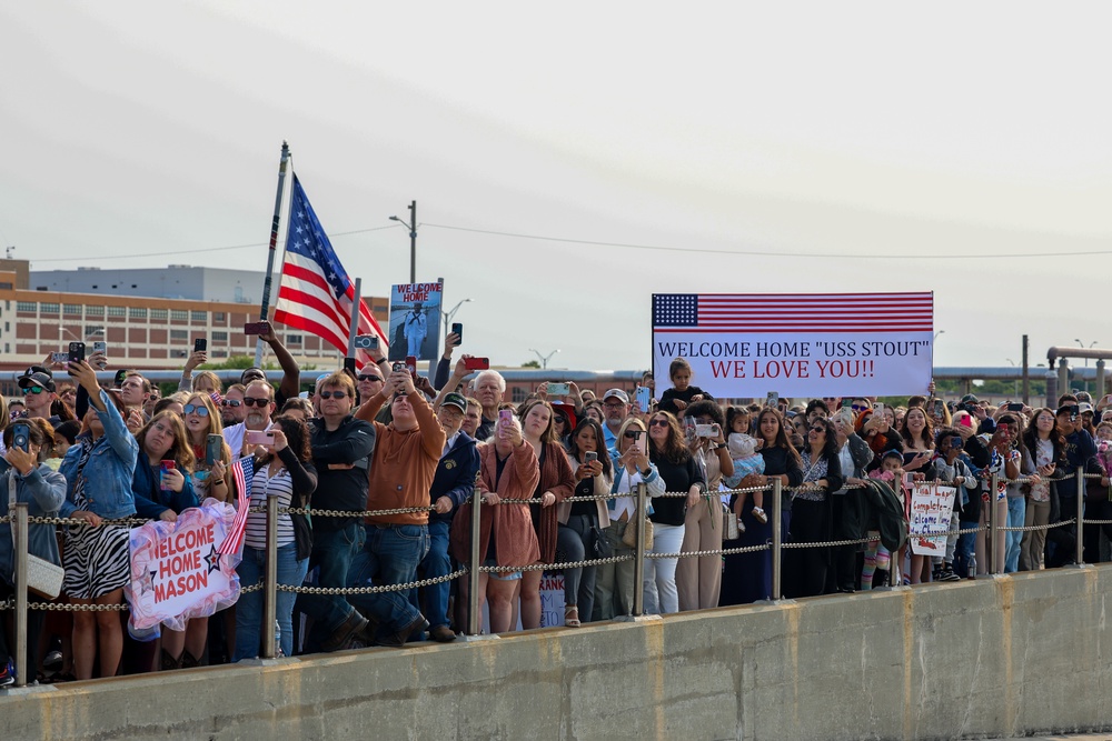 USS Stout Returns to Homeport