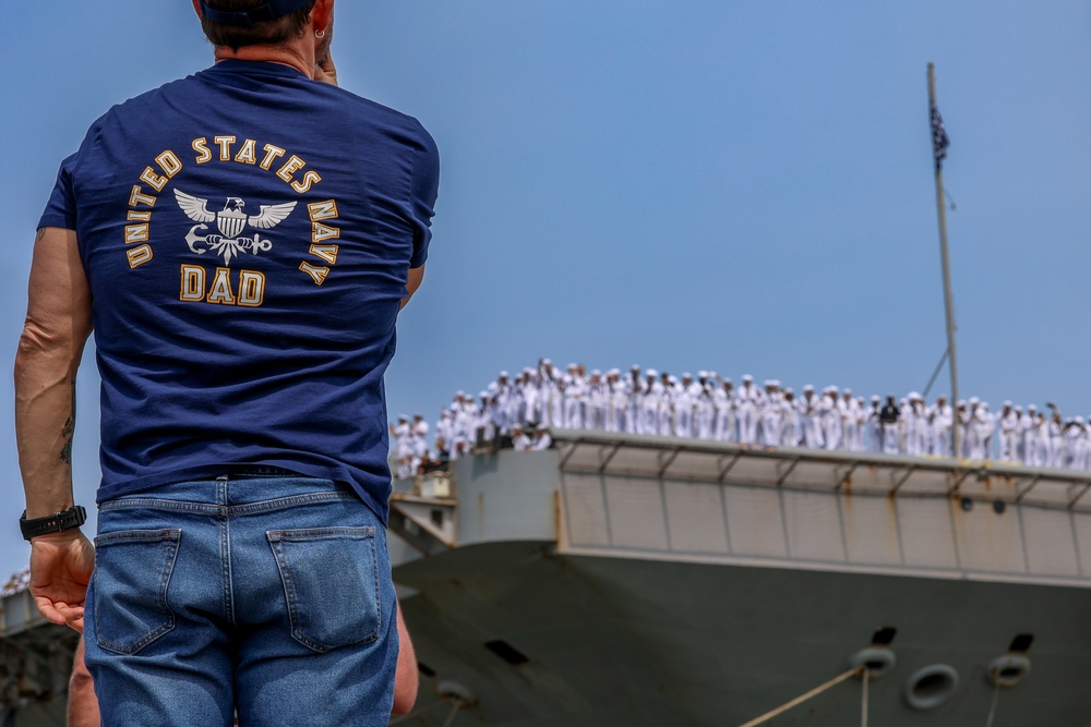 USS Harry S. Truman (CVN 75) Returns to Homeport