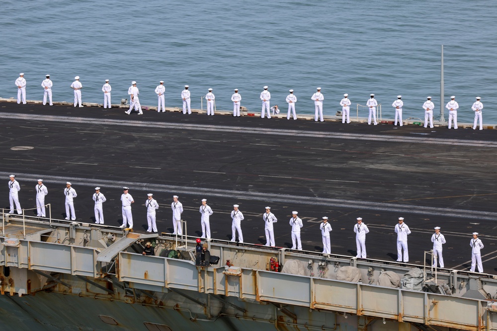 USS Harry S. Truman homecoming
