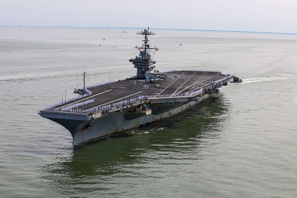 USS Harry S. Truman homecoming