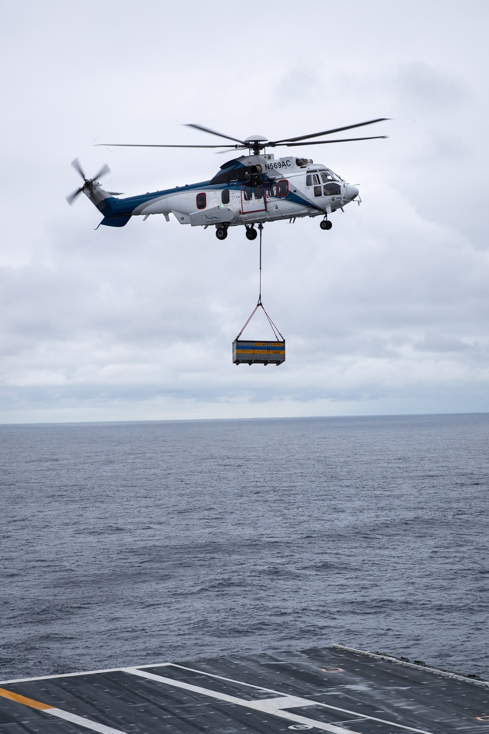 George Washington Conducts Vertical Replenishment