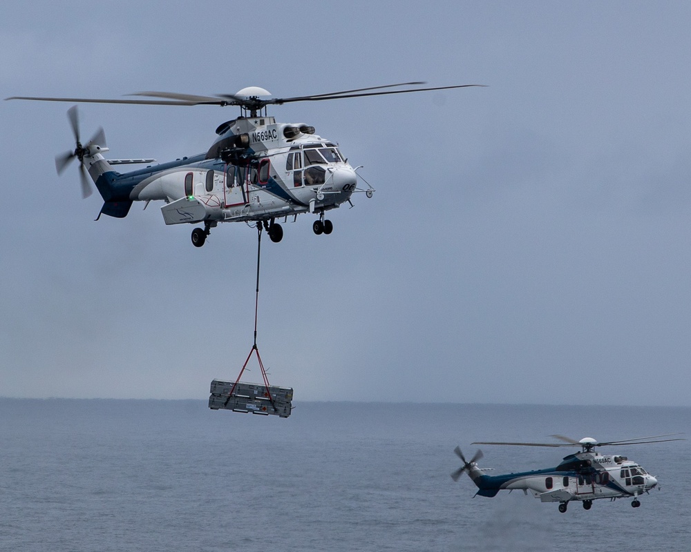 George Washington Conducts Vertical Replenishment