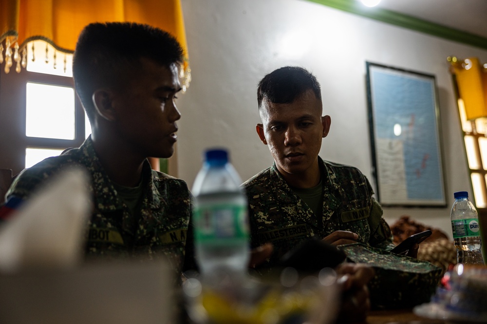 KAMANDAG 9: 3d LCT and MBLT-10 conduct civil engagements during MKTSO