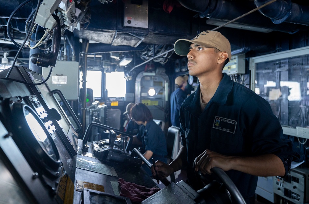 USS Dewey (DDG 105) Conducts Routine Operations