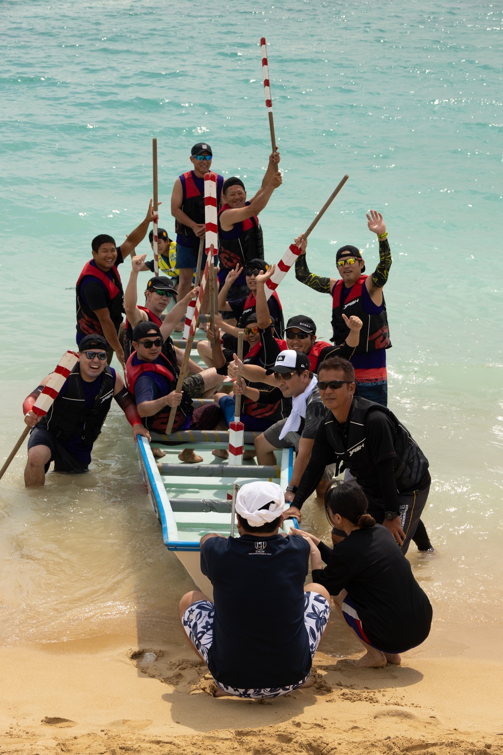 Local and U.S teams compete in 2025 Okinawa Dragon Boat Race