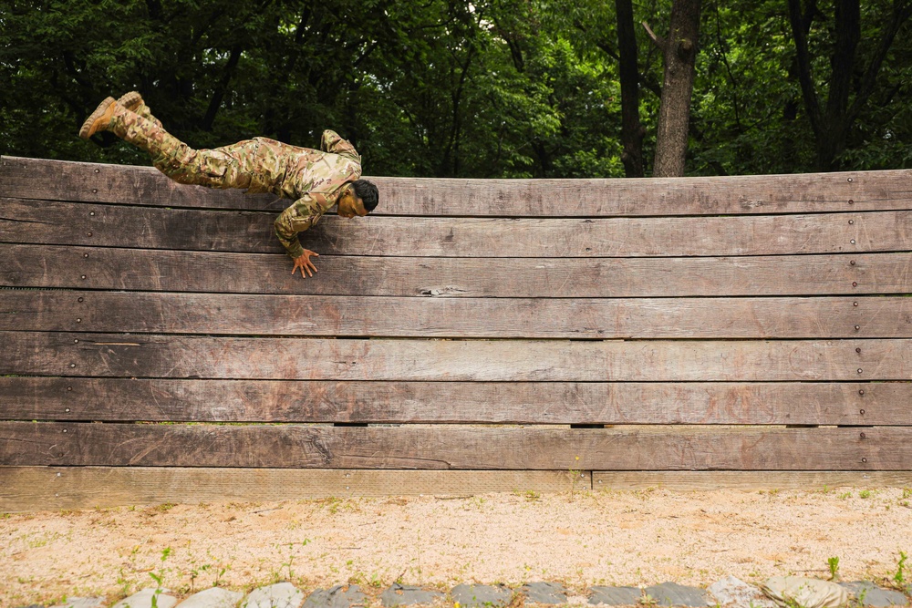 2025 Eighth Army Best Squad Competition Obstacle Course