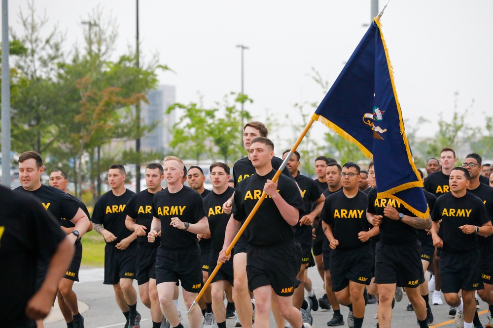 U.S. Army soldiers assigned to the 2nd Infantry Division participate in a division run as part of warrior week.