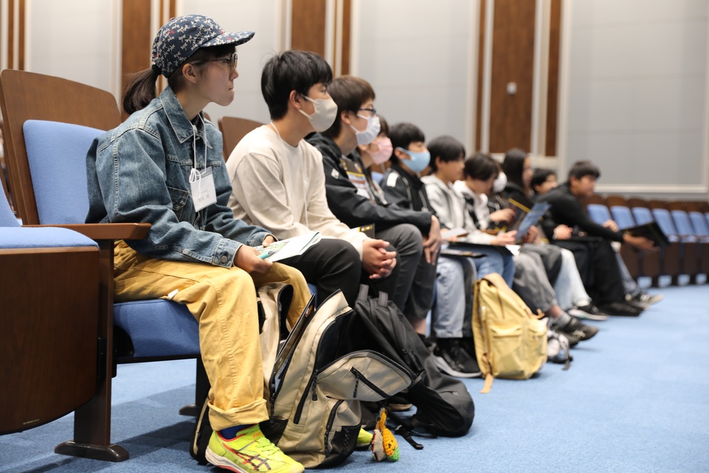 Local future leaders build partnerships while learning about USAG Japan mission