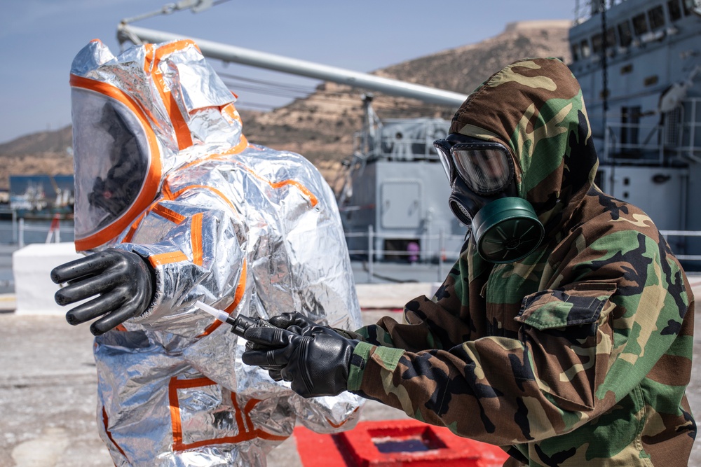 US, Ghanaian, Moroccan Special Forces conduct maritime assault and explosive chemical attack operations during African Lion 2025