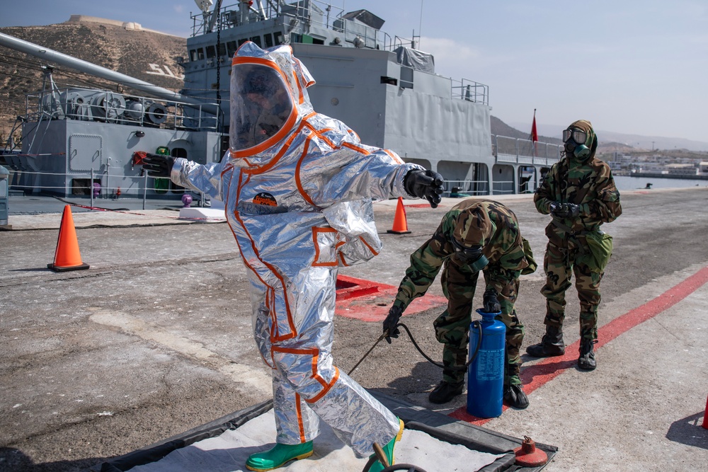 US, Ghanaian, Moroccan Special Forces conduct maritime assault and explosive chemical attack operations during African Lion 2025