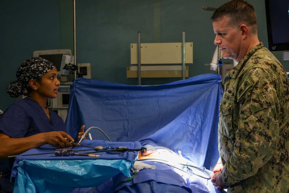 Rear Adm. Lofgren Visits the USNS Comfort