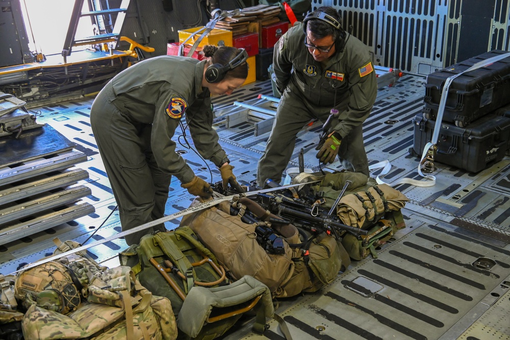 Citizen Airmen Support MARSOC During Southern Star ‘25