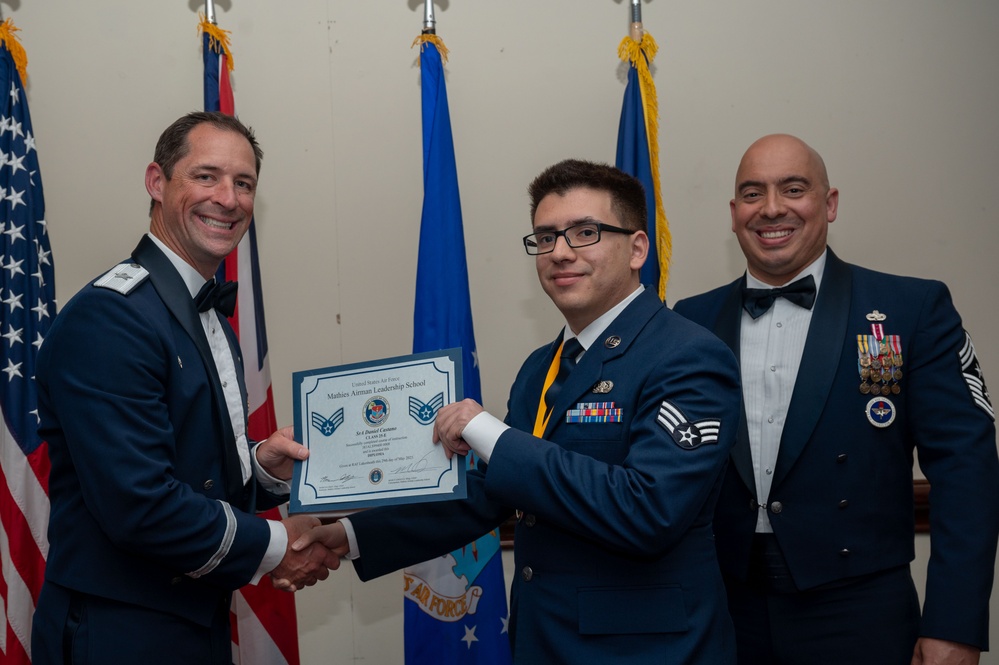 RAF Lakenheath recognizes ALS graduates
