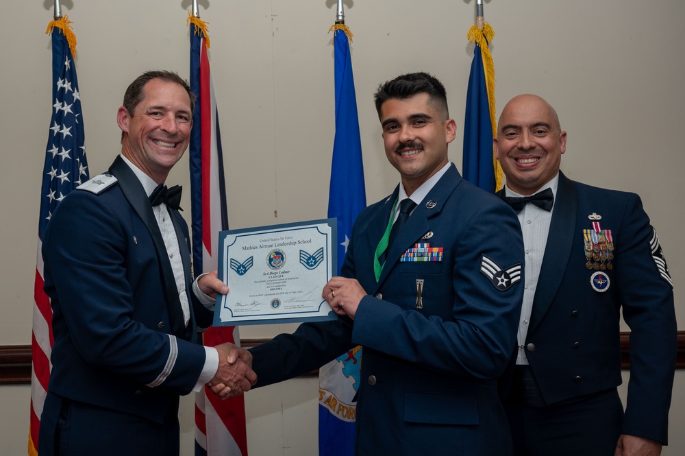 RAF Lakenheath recognizes ALS graduates