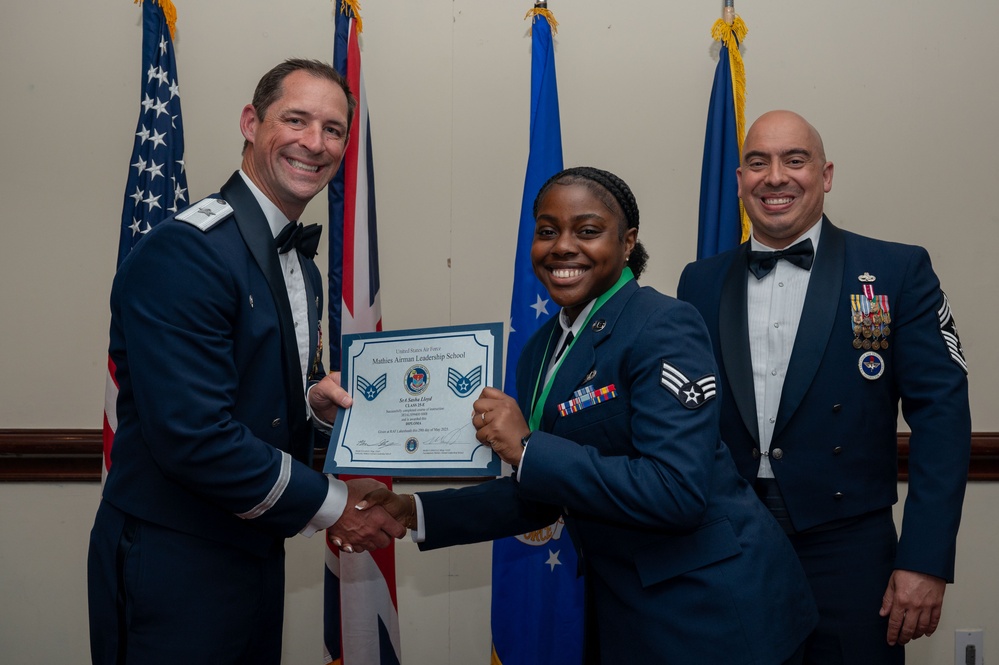 RAF Lakenheath recognizes ALS graduates