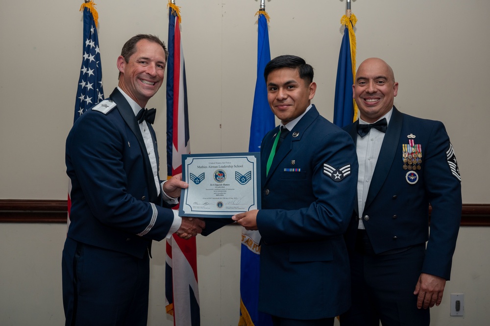 RAF Lakenheath recognizes ALS graduates