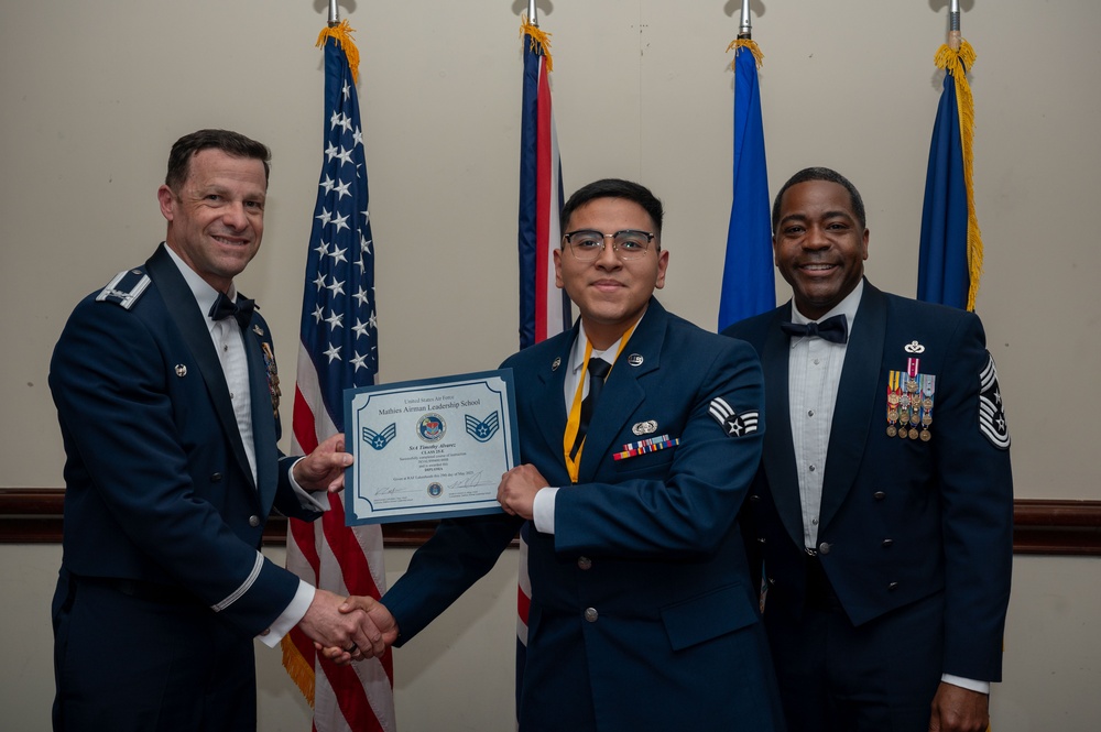 RAF Lakenheath recognizes ALS graduates