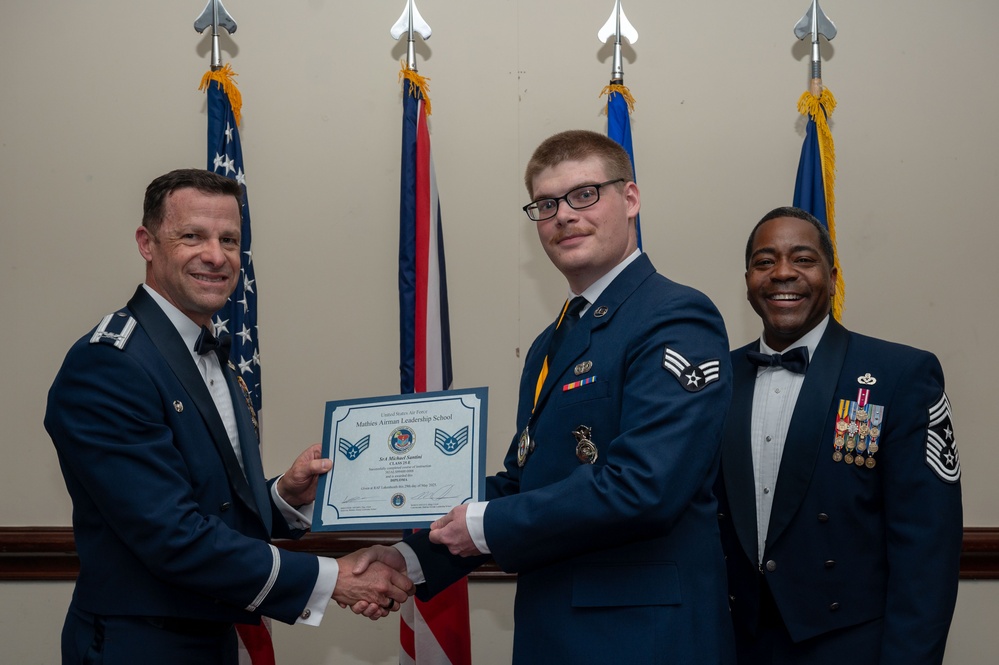 RAF Lakenheath recognizes ALS graduates