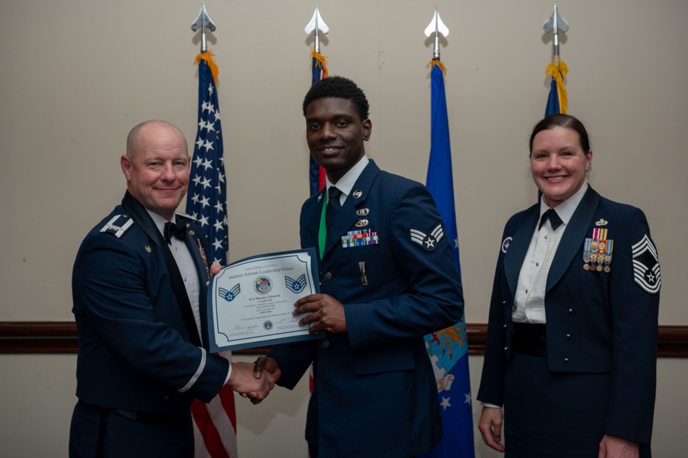 RAF Lakenheath recognizes ALS graduates