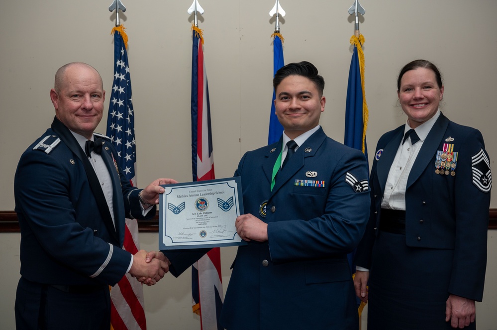 RAF Lakenheath recognizes ALS graduates