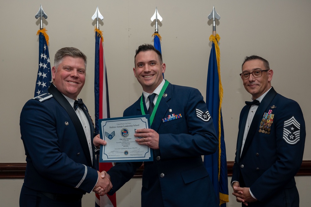 RAF Lakenheath recognizes ALS graduates