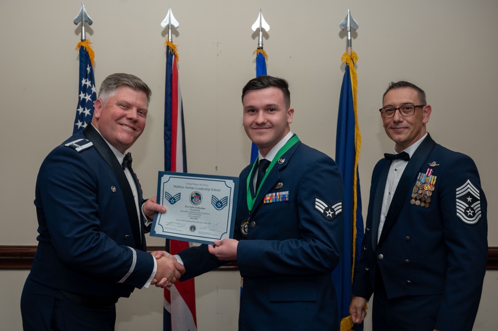 RAF Lakenheath recognizes ALS graduates