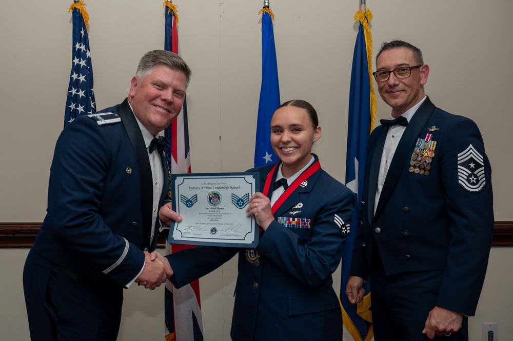 RAF Lakenheath recognizes ALS graduates