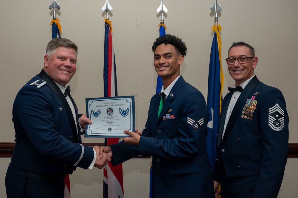 RAF Lakenheath recognizes ALS graduates