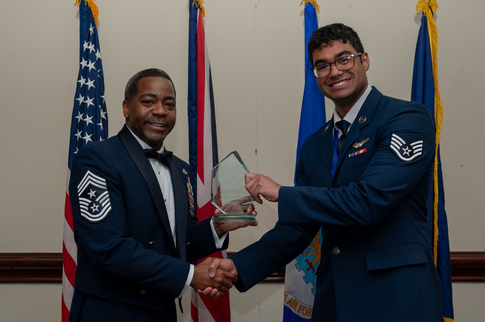 RAF Lakenheath recognizes ALS graduates
