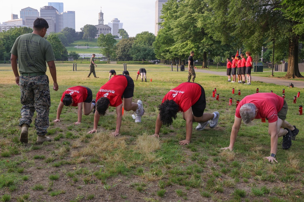 MCRC conducts morning PT during Marine Week Nashville