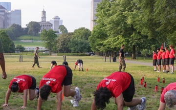 MCRC conducts morning PT during Marine Week Nashville