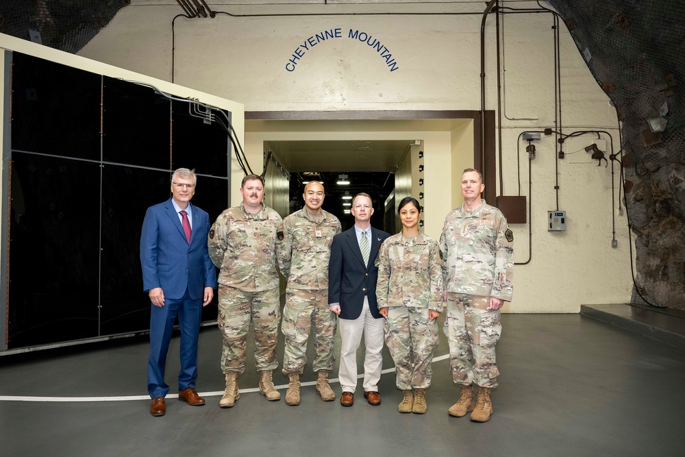 NORAD and USNORTHCOM welcome SECAF to CMSFS