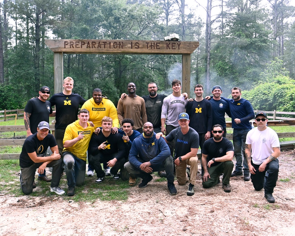 University of Michigan Football Players Visit U.S. Army JFK Special Warfare Center and School